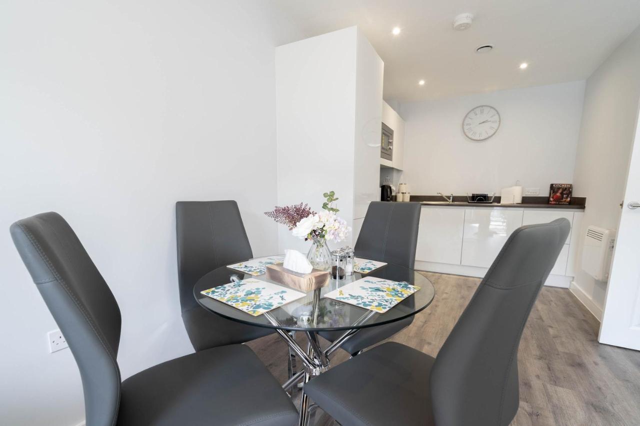 New Build - 2 Bed Snug Modern Apartment - Juliet Balcony - Roof Top Terrace - Digbeth, Birmingham City Centre - Free Netflix & Smart Tv エクステリア 写真